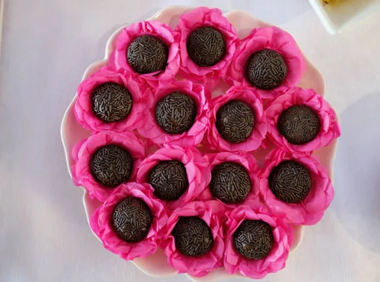 diferença entre o brigadeiro normal e o brigadeiro gourmet